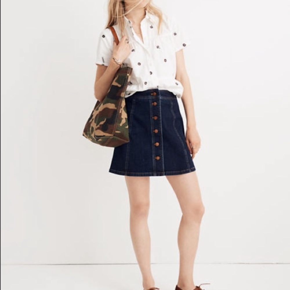 Madewell stretchy a-line dark wash denim skirt